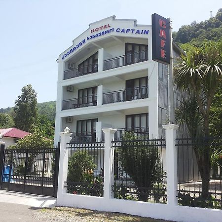 Hotel Captain Gonio Bagian luar foto
